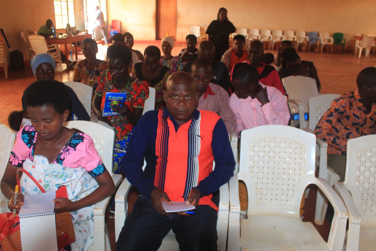 Session de formation des femmes membres des OSC féminines sur des thématiques variées par l’association icirore c’amahoro en zone Kinyinya